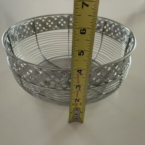 Silver Metal Wire Weaved Bread Fruit Bowl Basket Decorative Centerpiece - Picture 6 of 9